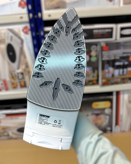 Geepas Cord & Cordless Steam Iron GSI 24015