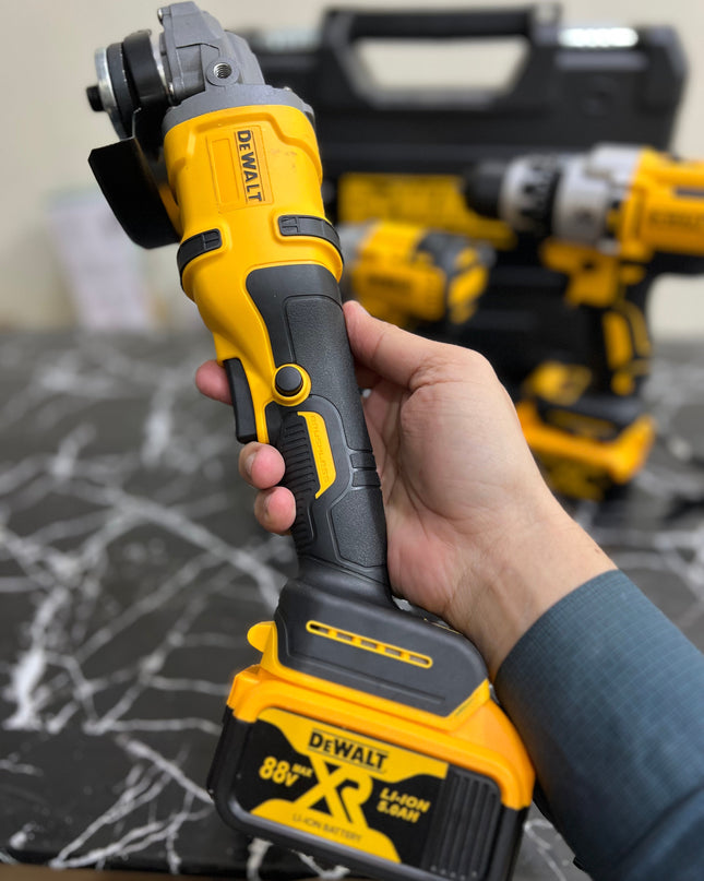 Original Dewalt 3 in 1 drill machine set