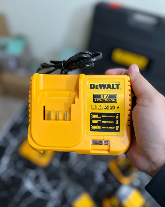 Original Dewalt 4 in 1 drill machine set