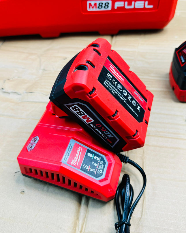 MILWAUKEE 88v commercial  Hammer Drill & Driver