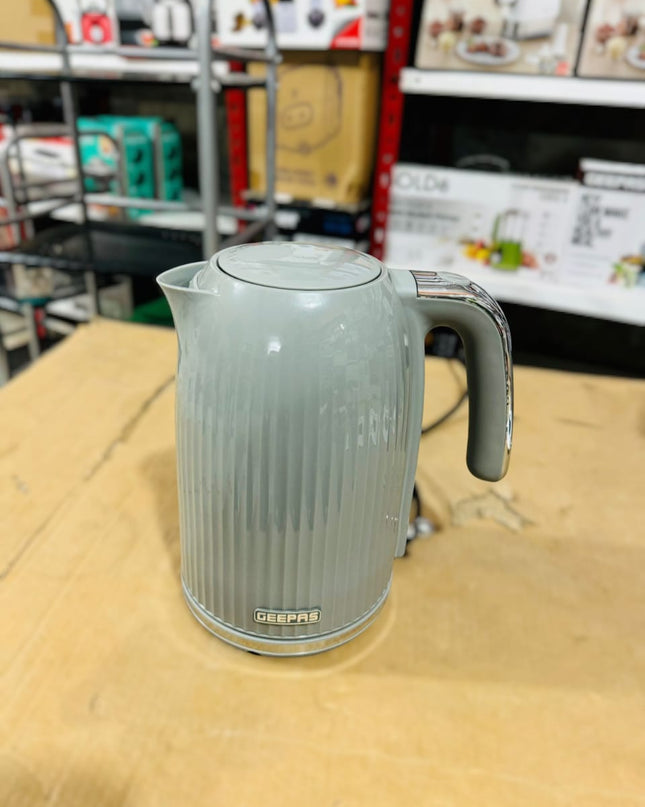 GEEPAS 1.7L Fluted Electric Kettle 3000W-38068
