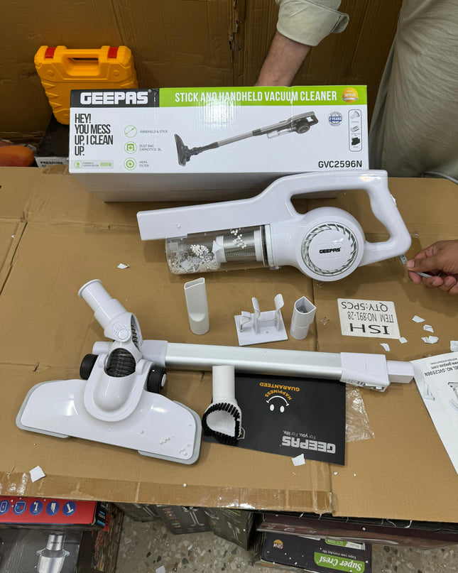 Geepas 2-in-1 Cordless Low-Noise  Vacuum Cleaner