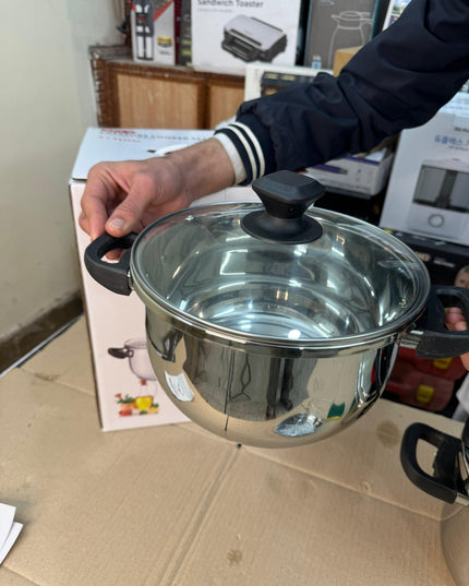 lot imported AUTOMATIC PRESSURE COOKER 7 & 5 litter