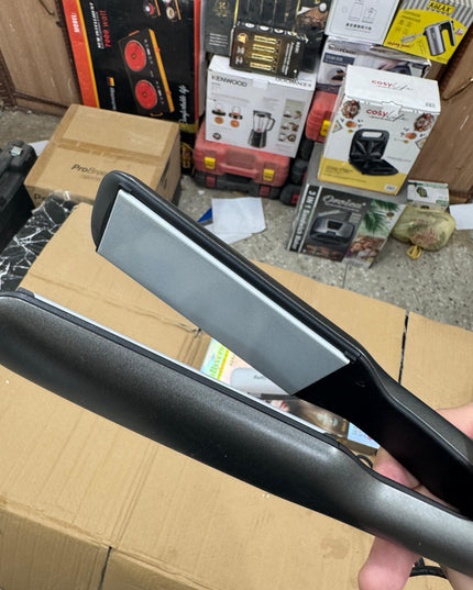 babyverse professional hair straightener