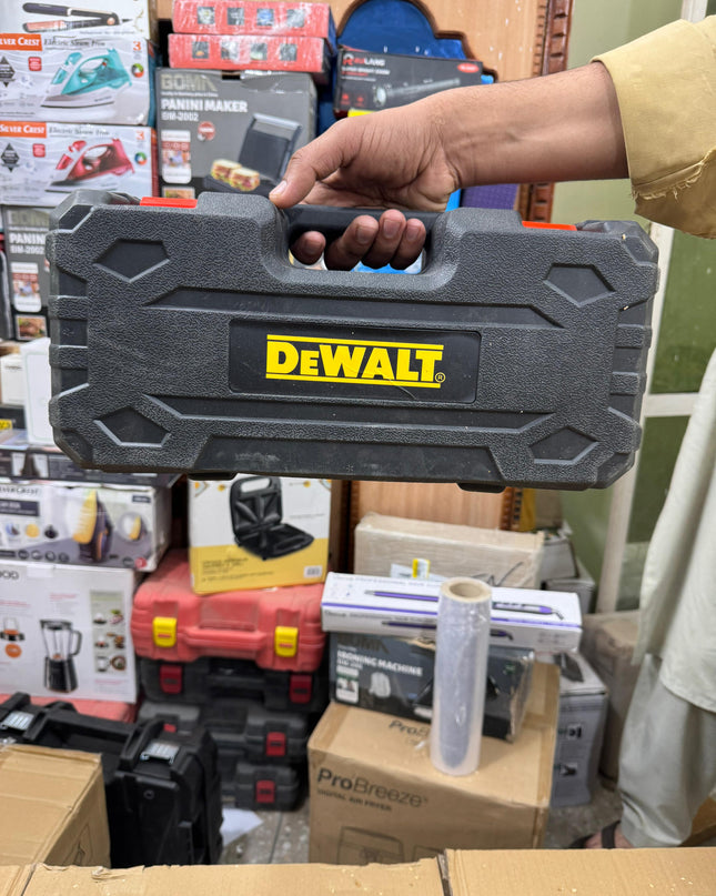 Dewalt Rechargeable chainsaw 36V