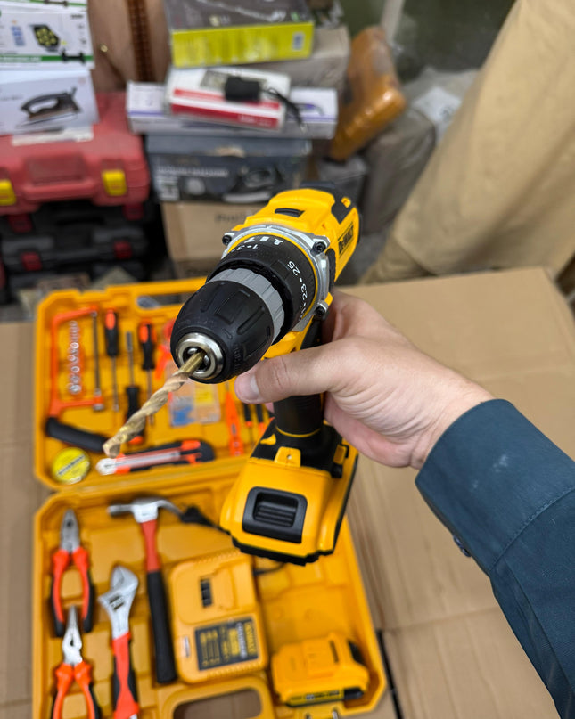 DeWalt commercial use 117 pcs drill machine set 36V