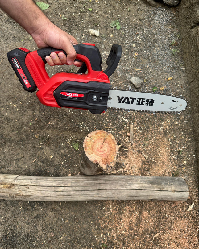 YAT Commercial Rechargeable chainsaw