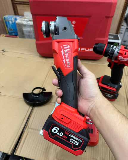 Milwaukee 2 in 1 m18 fuel drill & grinder