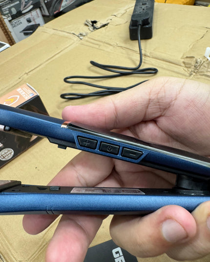 Geepas professional digital hair straightener GHS 86076