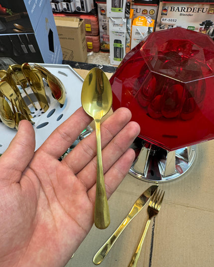 Diamond cutlery golden 24 pcs set