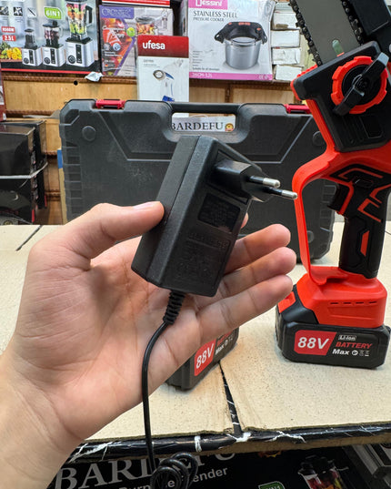 Rechargeable 88v digital chainsaw