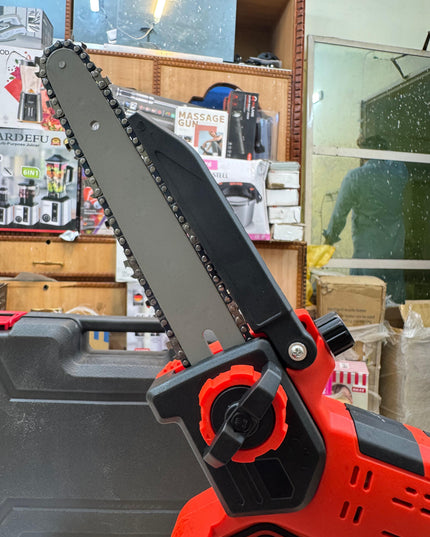 Rechargeable 88v digital chainsaw