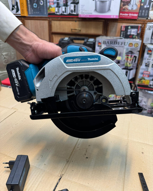 MAKITA 48v 7 inch  cordless circular saw