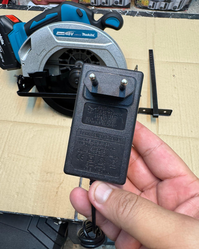 MAKITA 48v 7 inch  cordless circular saw