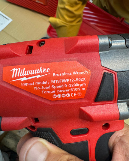 Milwaukee 2 in 1 drill & impact wrench
