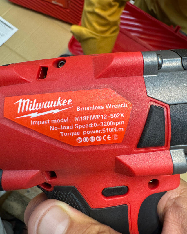 Milwaukee 2 in 1 drill & impact wrench