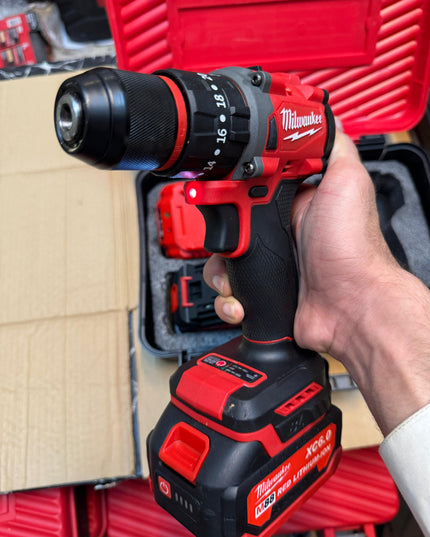 Milwaukee commercial drill model m18BLDDRC-502c