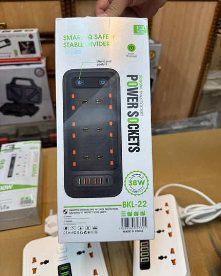 Good Quality Fireproof Extension Socket  Board with USB Ports
