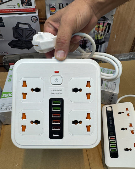 Good Quality Fireproof Extension Socket  Board with USB Ports