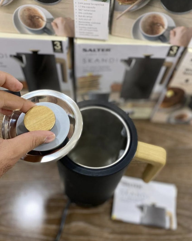 Salter Kettle – Fast Boiling, Stylish Design, and Maximum Convenience