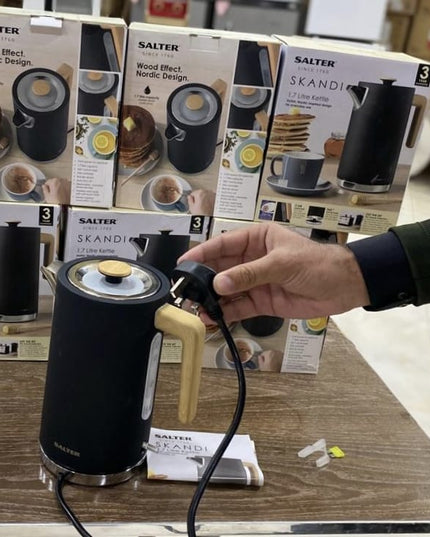 Salter Kettle – Fast Boiling, Stylish Design, and Maximum Convenience