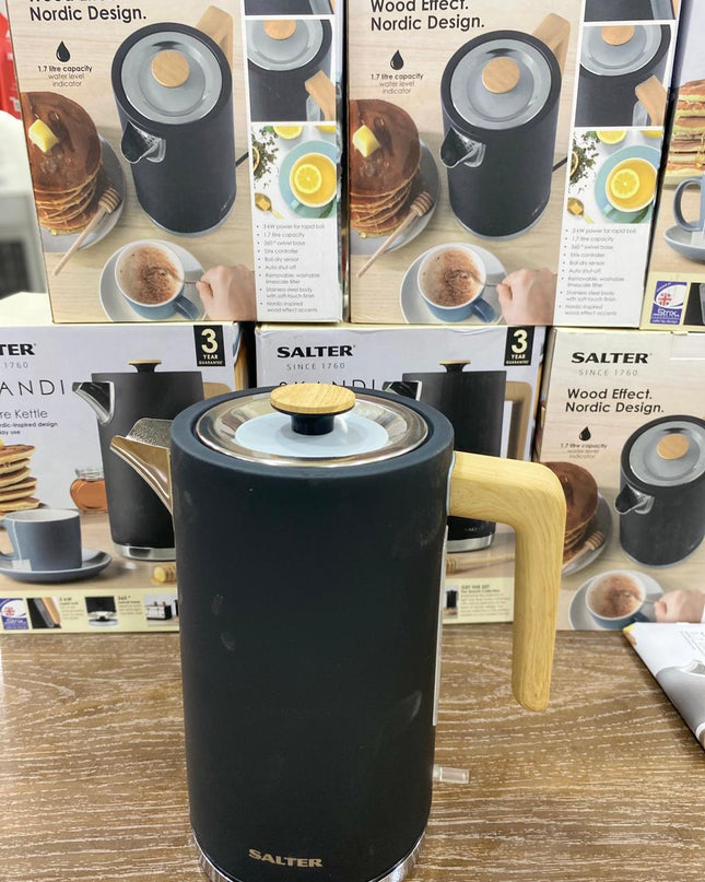 Salter Kettle – Fast Boiling, Stylish Design, and Maximum Convenience