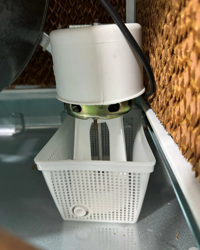 Evaporative Cooler with Cellulose Pads Model AC/CP33K