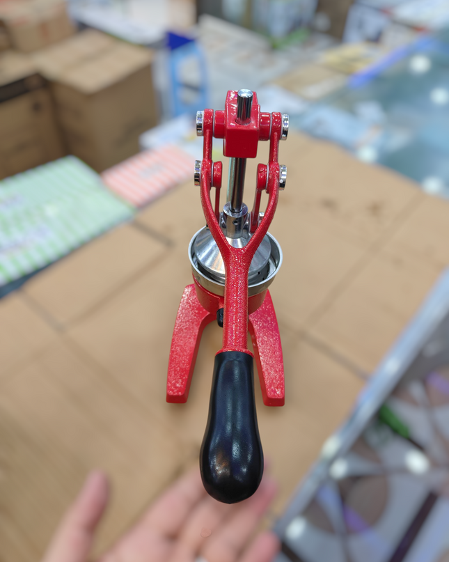 Super Crest manual citrus juicer