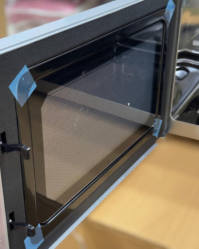 Geepas 30L Microwave Oven 2706