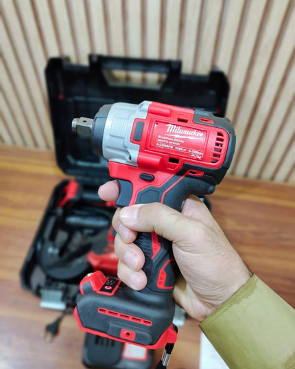 Original Milwaukee 3 in 1 drill machine set